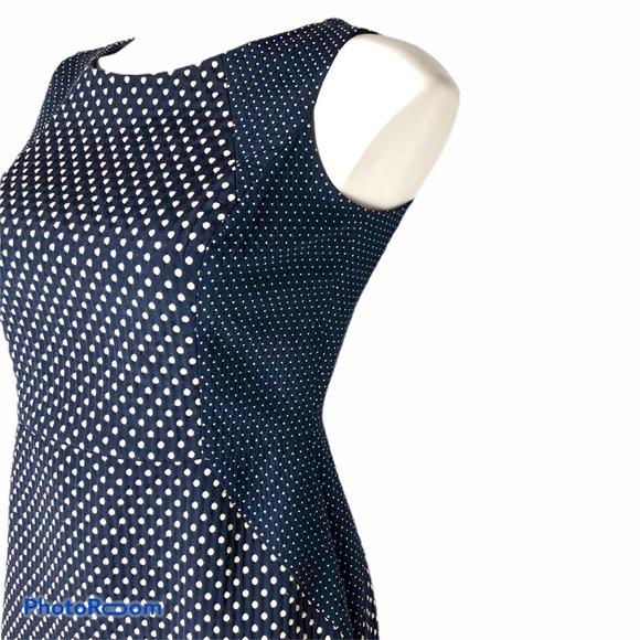 Banana Republic Sleeveless Navy Polka Dot Dress - Picture 4 of 8